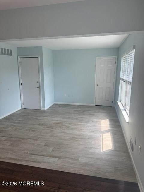 104 Curtis Ave - Photo 3 of 14