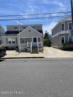 featured image of 102 Brown Ave