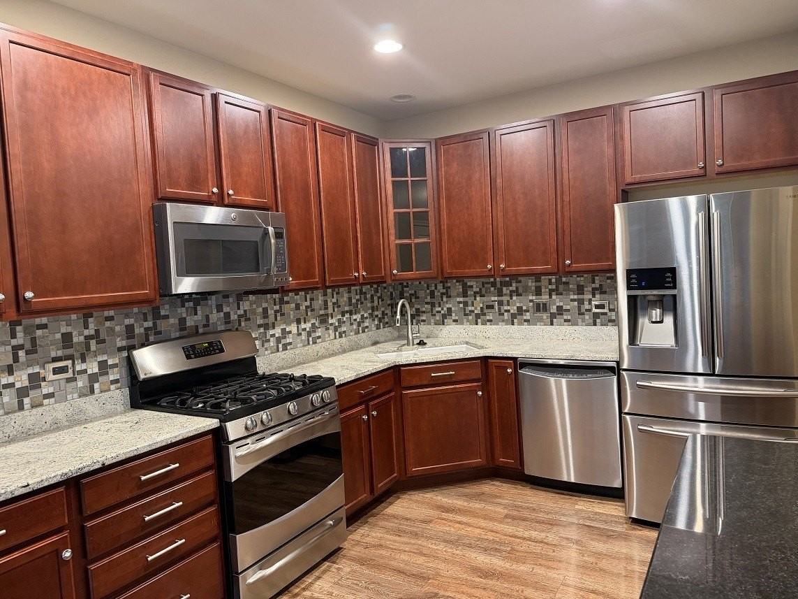 1282 Newport Cir - Photo 7 of 22