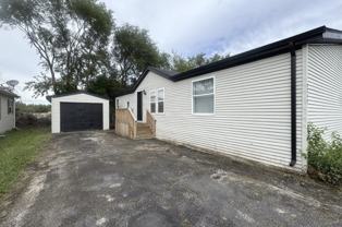 2215 Rush St - Photo 1 of 1