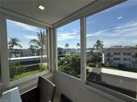 featured image of 3410 Gulf Shore Blvd N #403