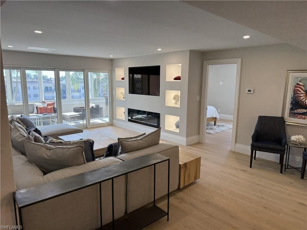 3410 Gulf Shore Blvd N #403 - Photo 3 of 20