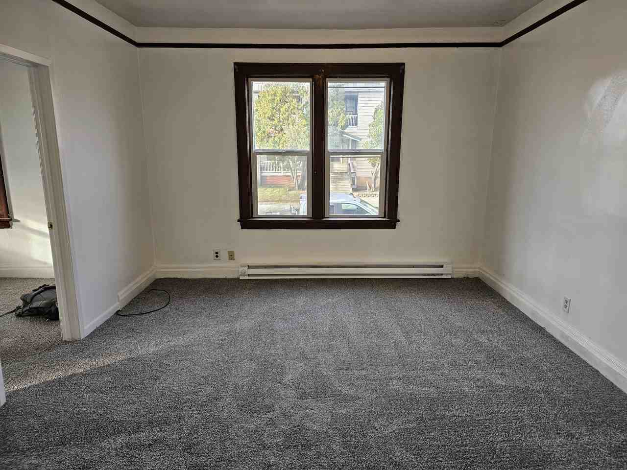 105 N 6th Ave #1 - Photo 7 of 10