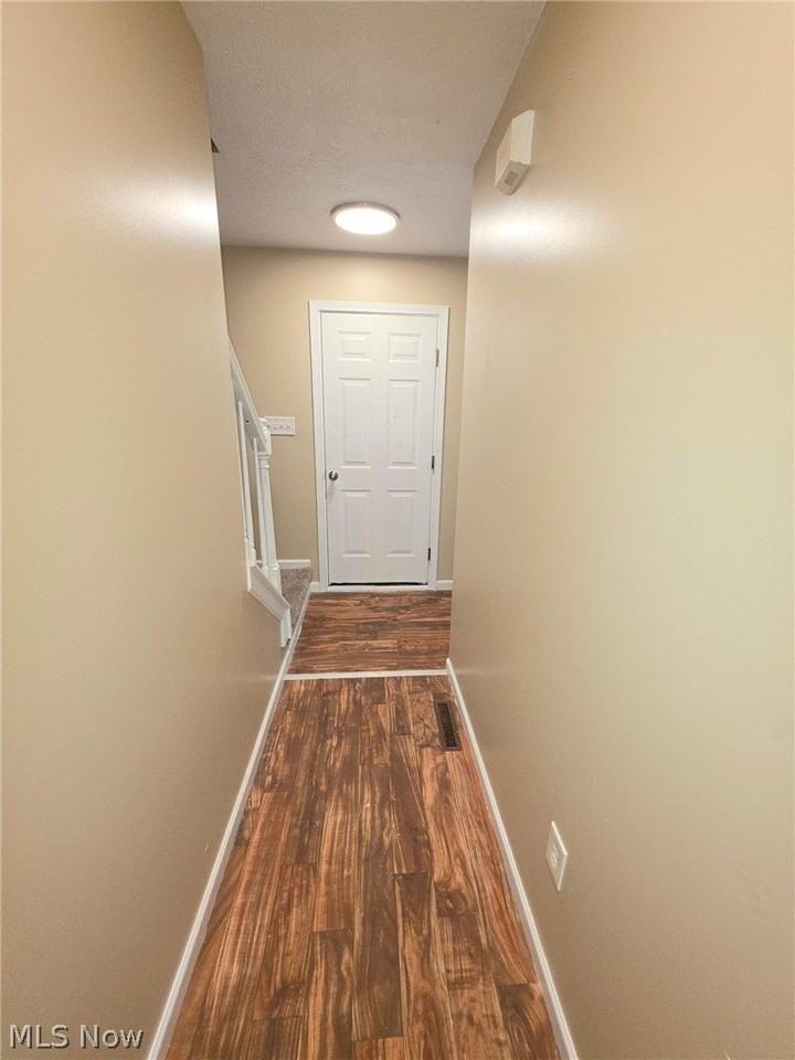 370 Concord Ave - Photo 7 of 13