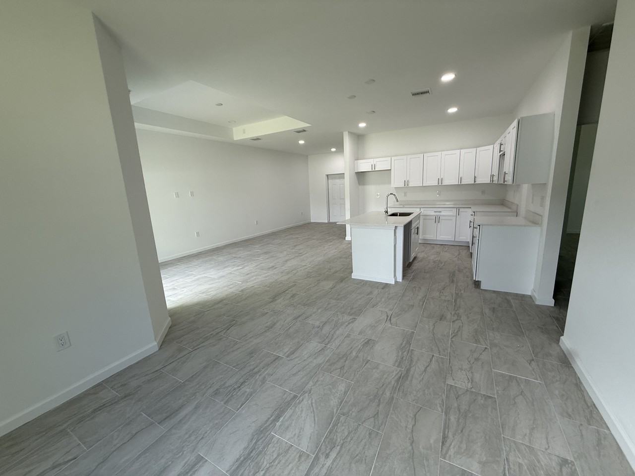 2964 Wells Ave #1 - Photo 4 of 13