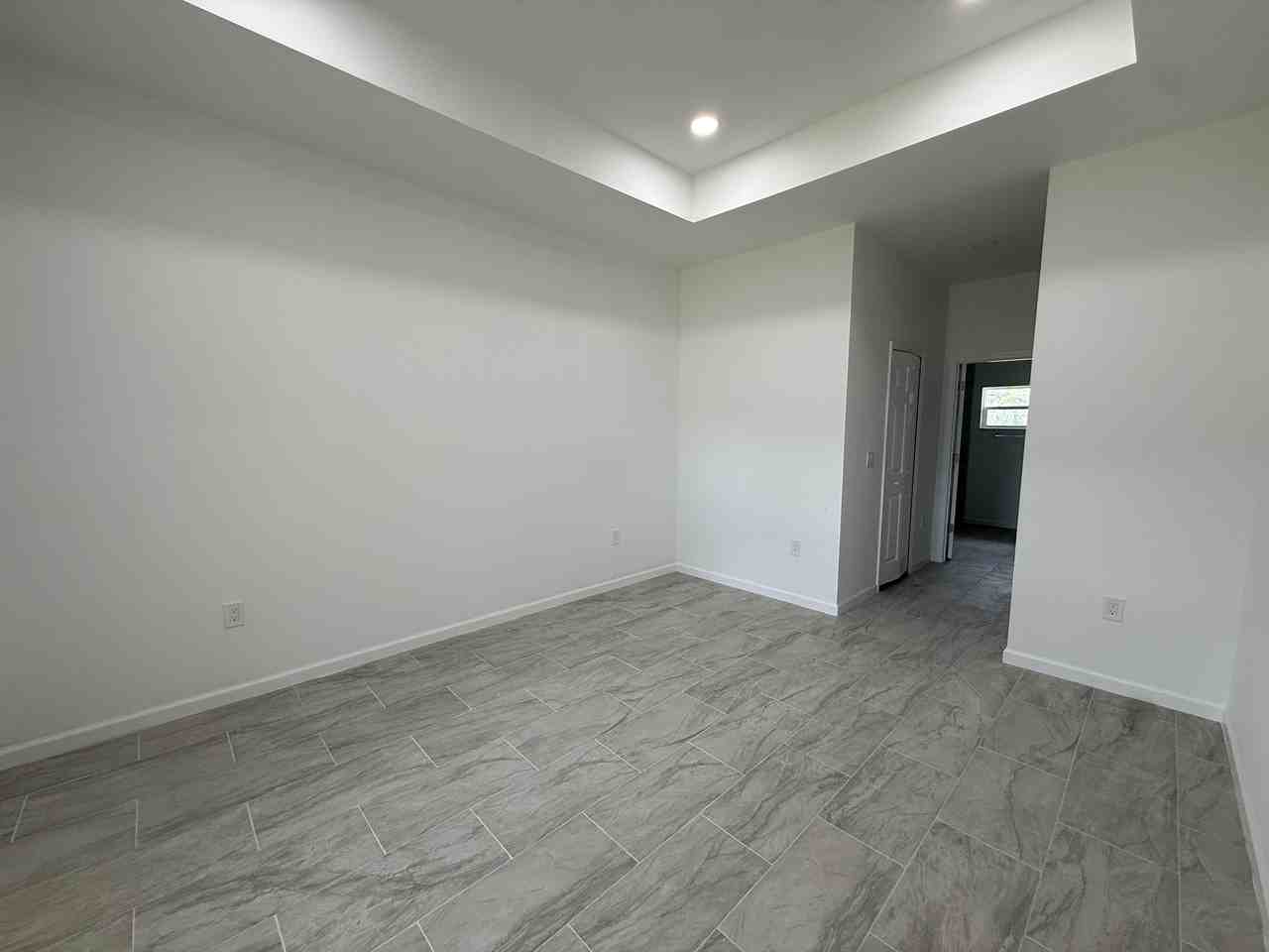 2964 Wells Ave #1 - Photo 5 of 13