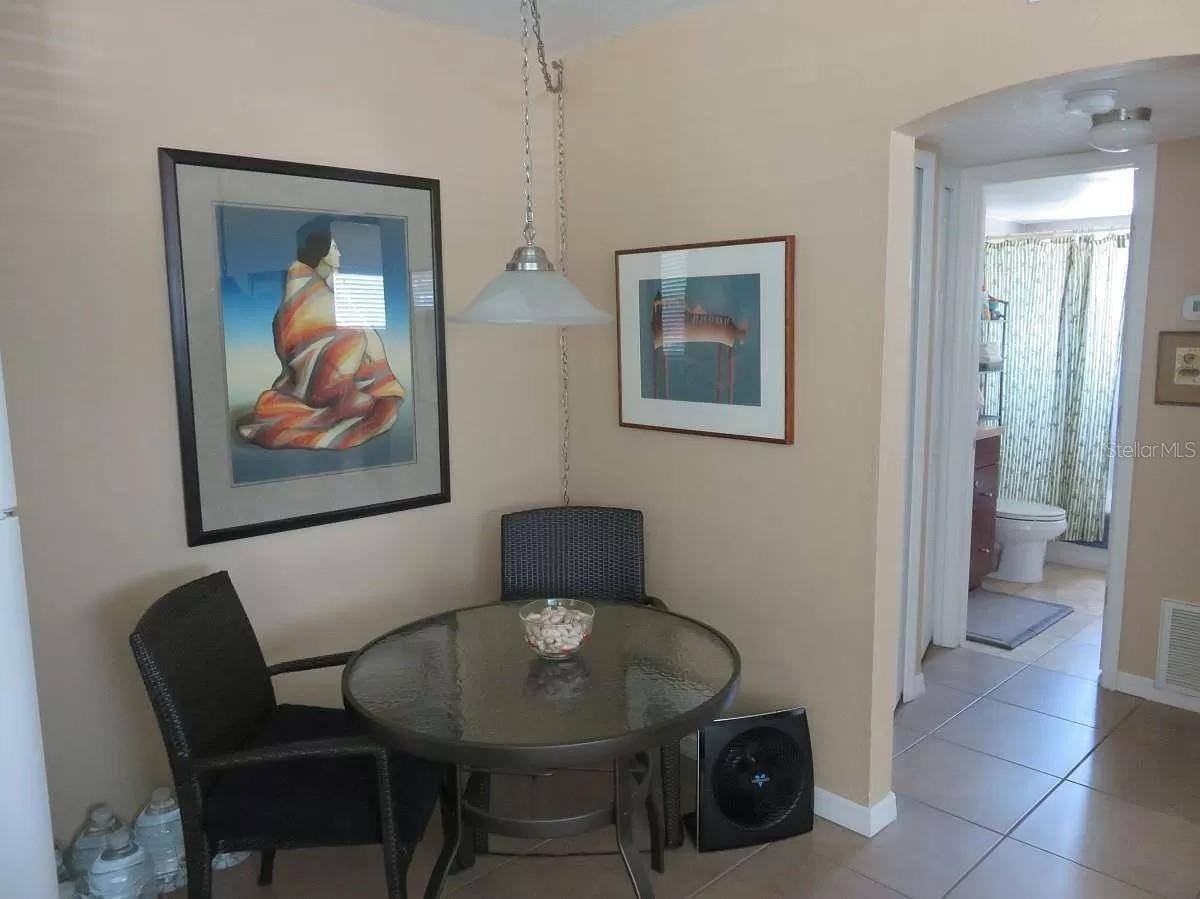 2054 Arlington St #100 - Photo 4 of 12