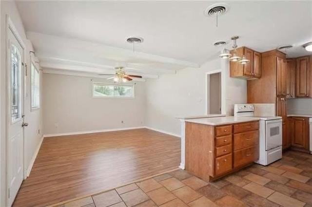 713 Dilton St - Photo 5 of 15