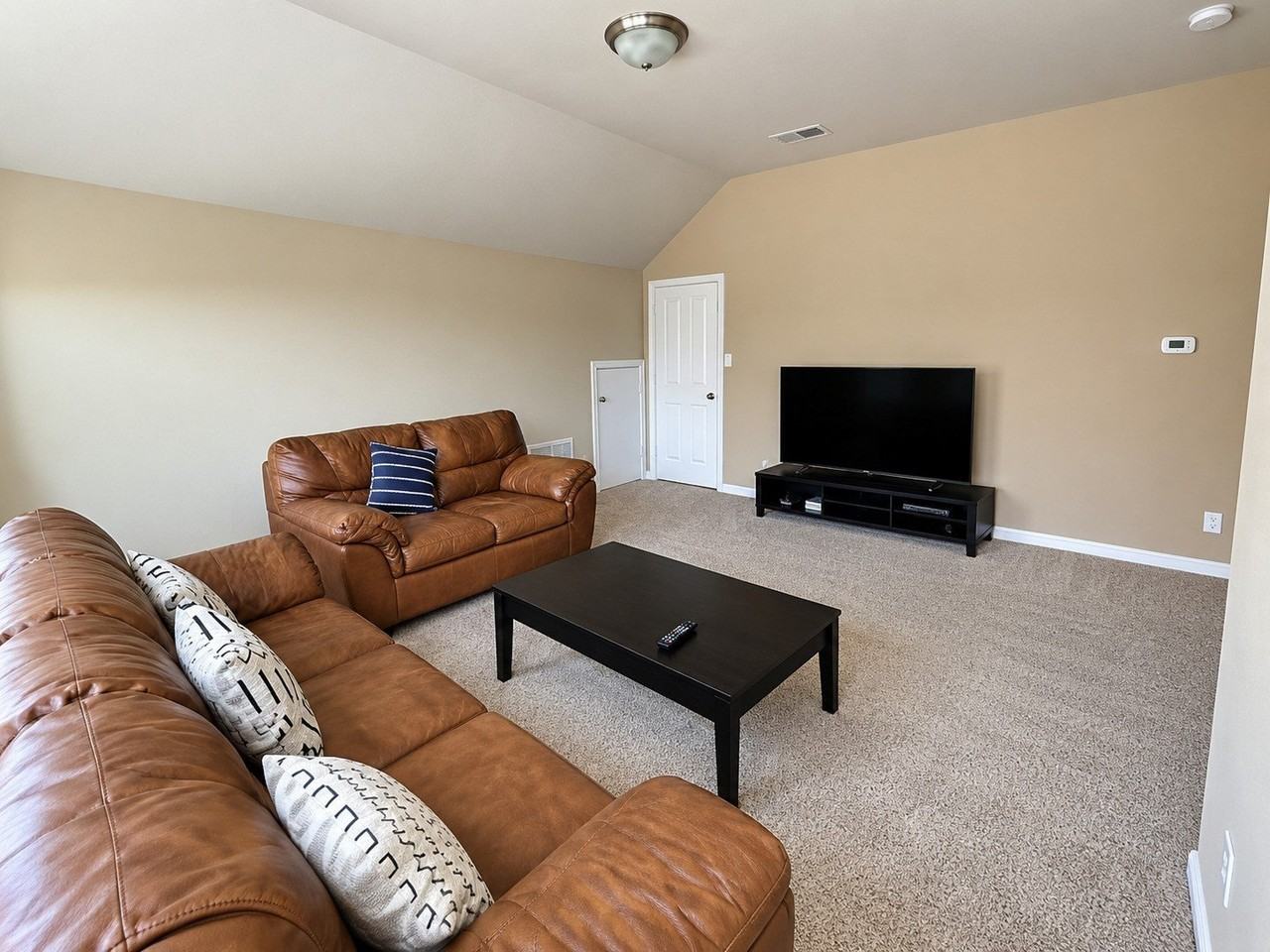 3001 Barkwood Dr - Photo 5 of 27