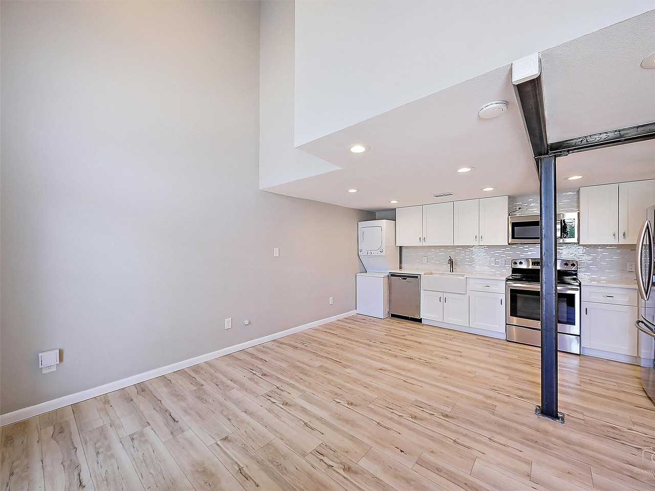 6314 Lockheed St #1 - Photo 5 of 19
