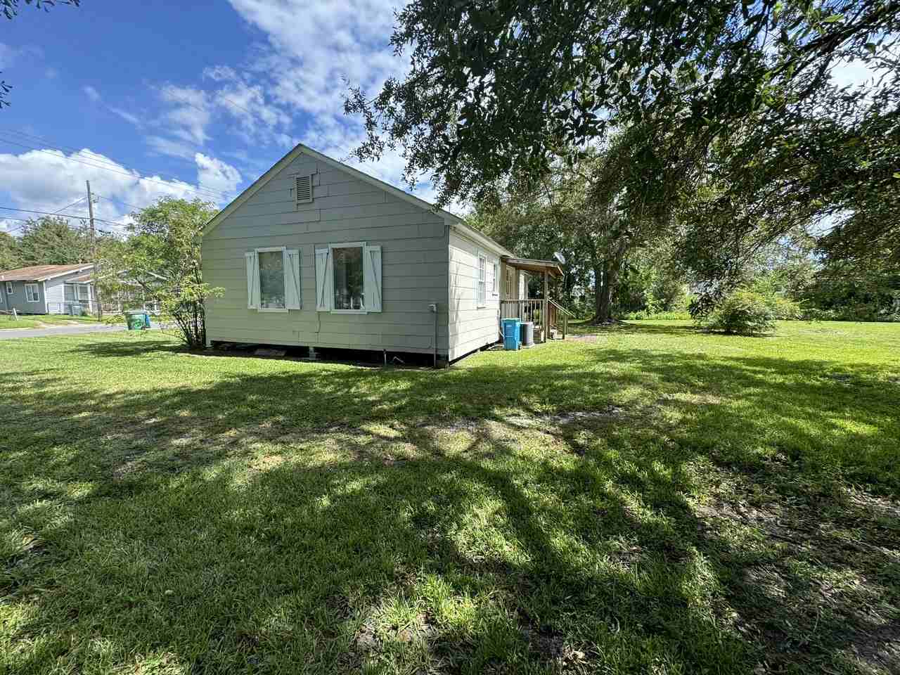 1210 Live Oak Ave #1 - Photo 3 of 15