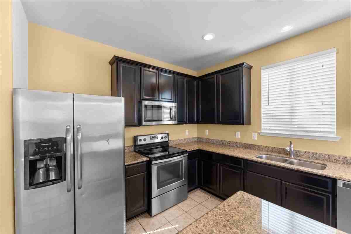 2412 Simmental Rd - Photo 7 of 20