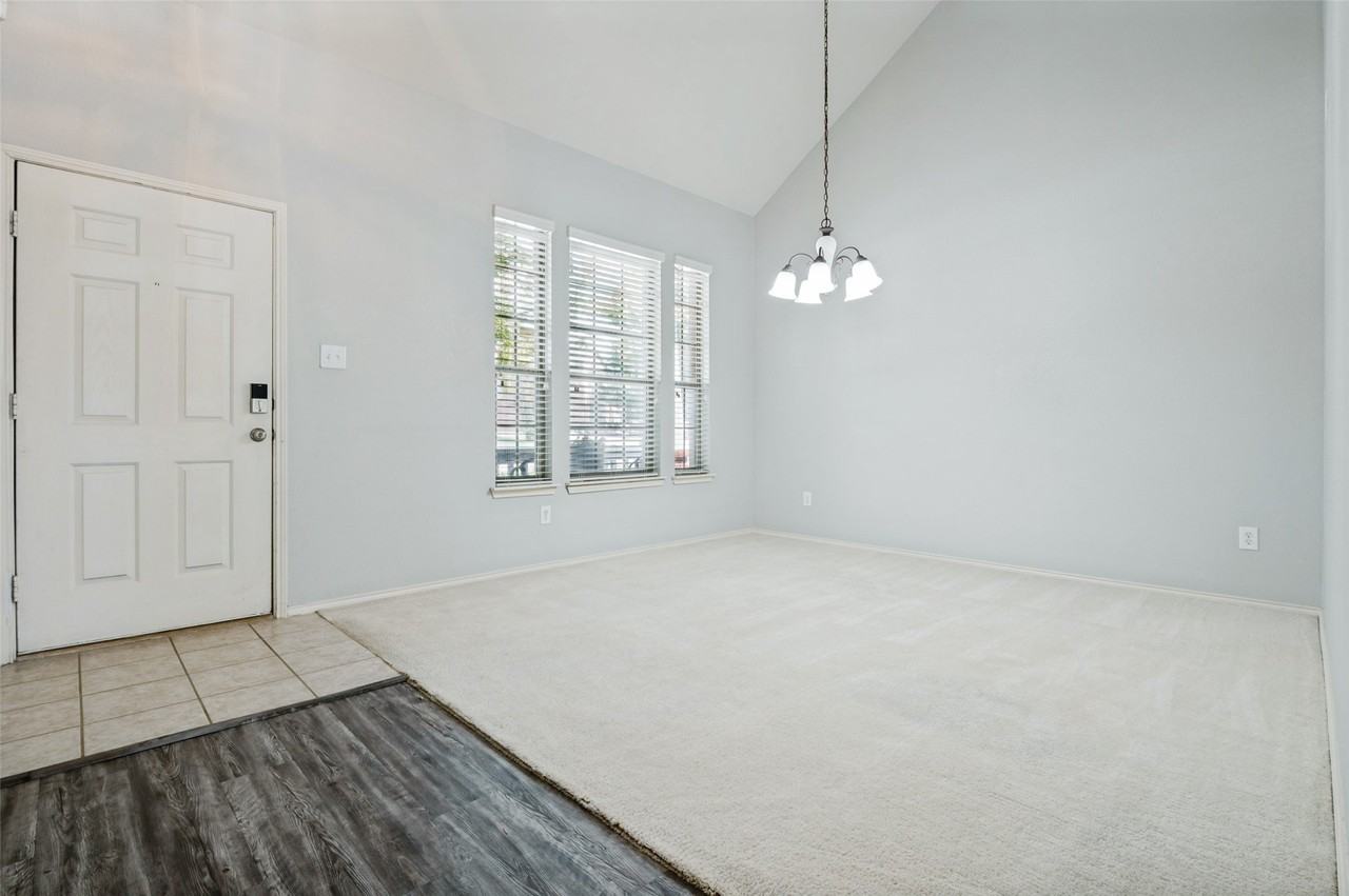 5943 Waterford Dr - Photo 2 of 13