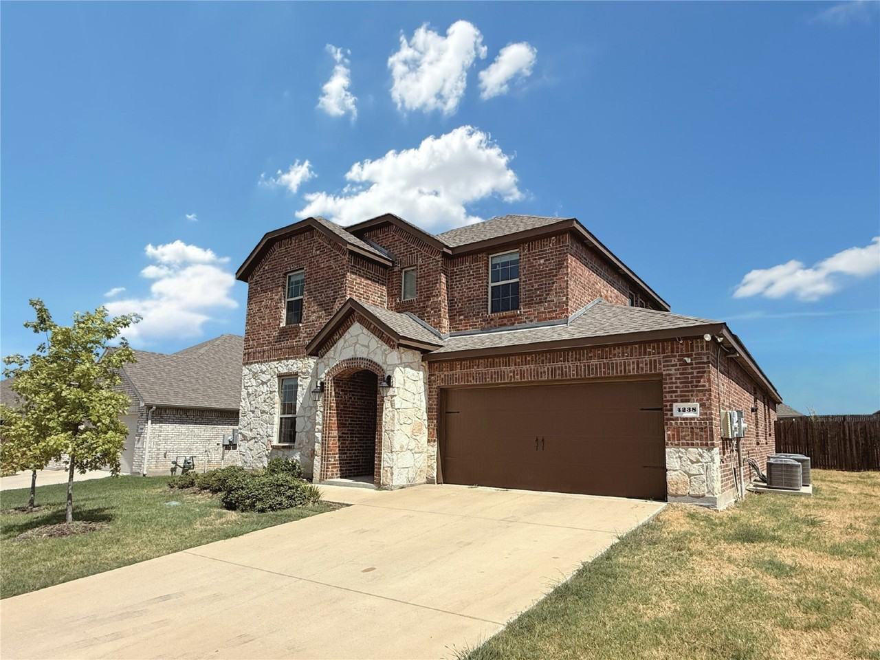 4238 Long Dr - Photo 2 of 23