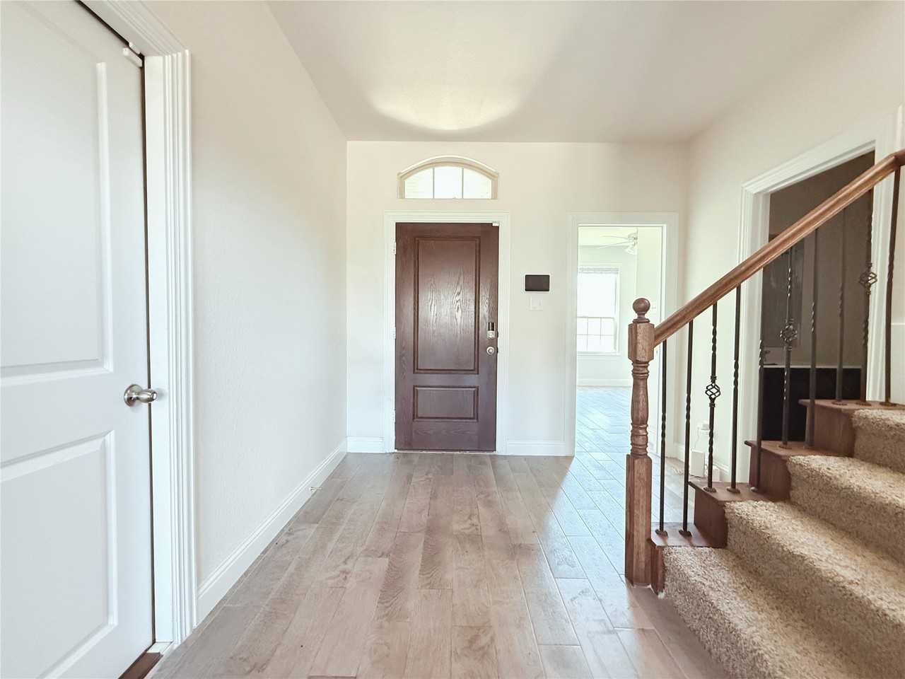 4238 Long Dr - Photo 3 of 23
