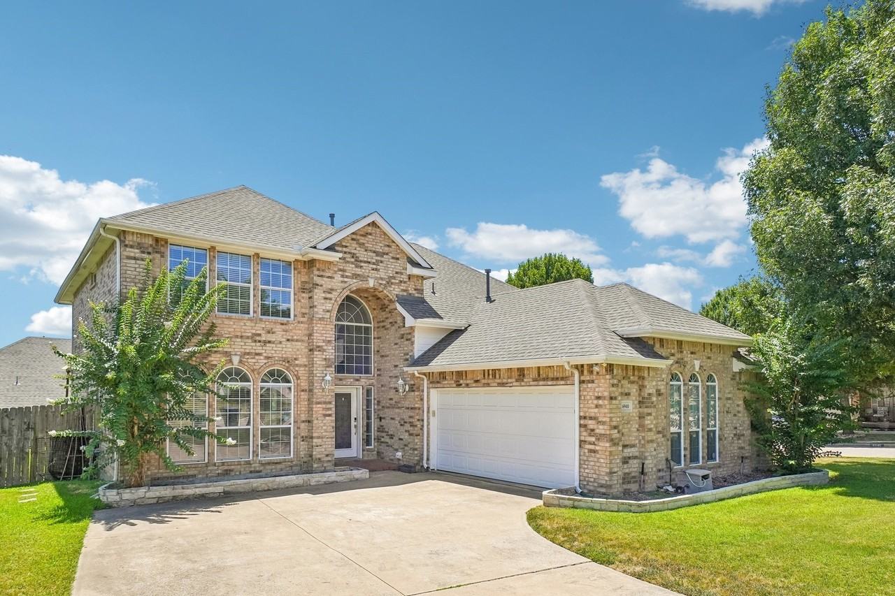 6940 Chapelridge Dr