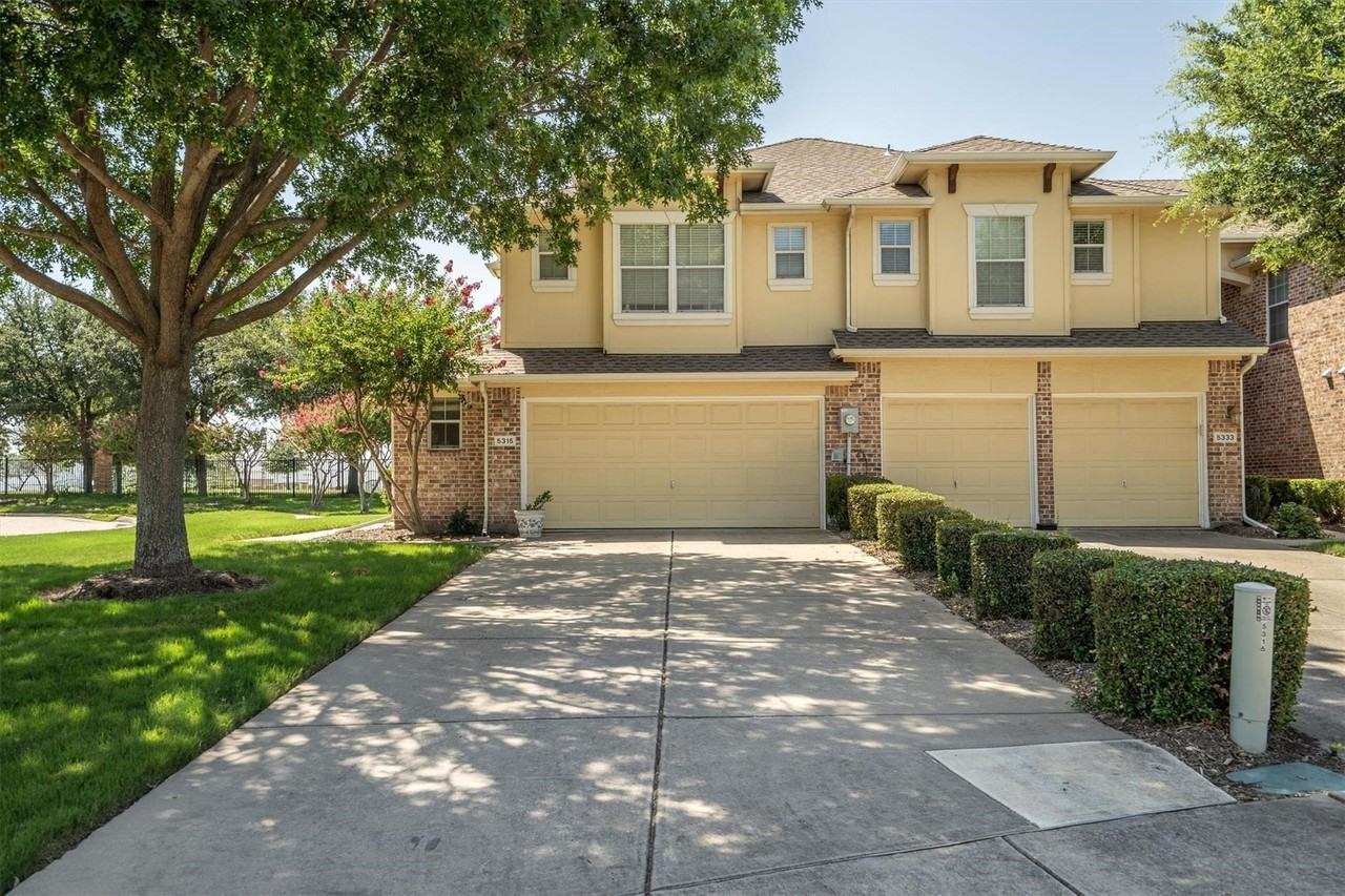 5315 Crimson Oaks Dr