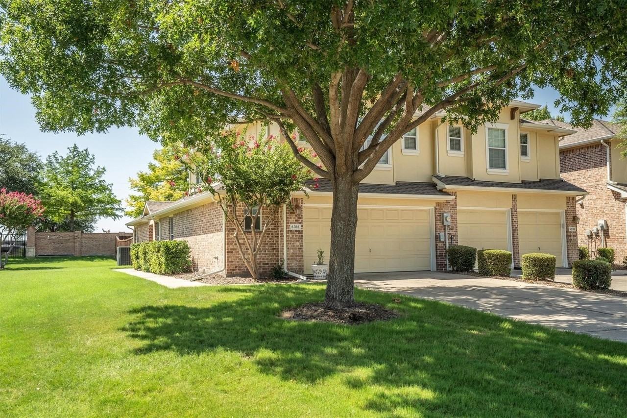 5315 Crimson Oaks Dr - Photo 2 of 36