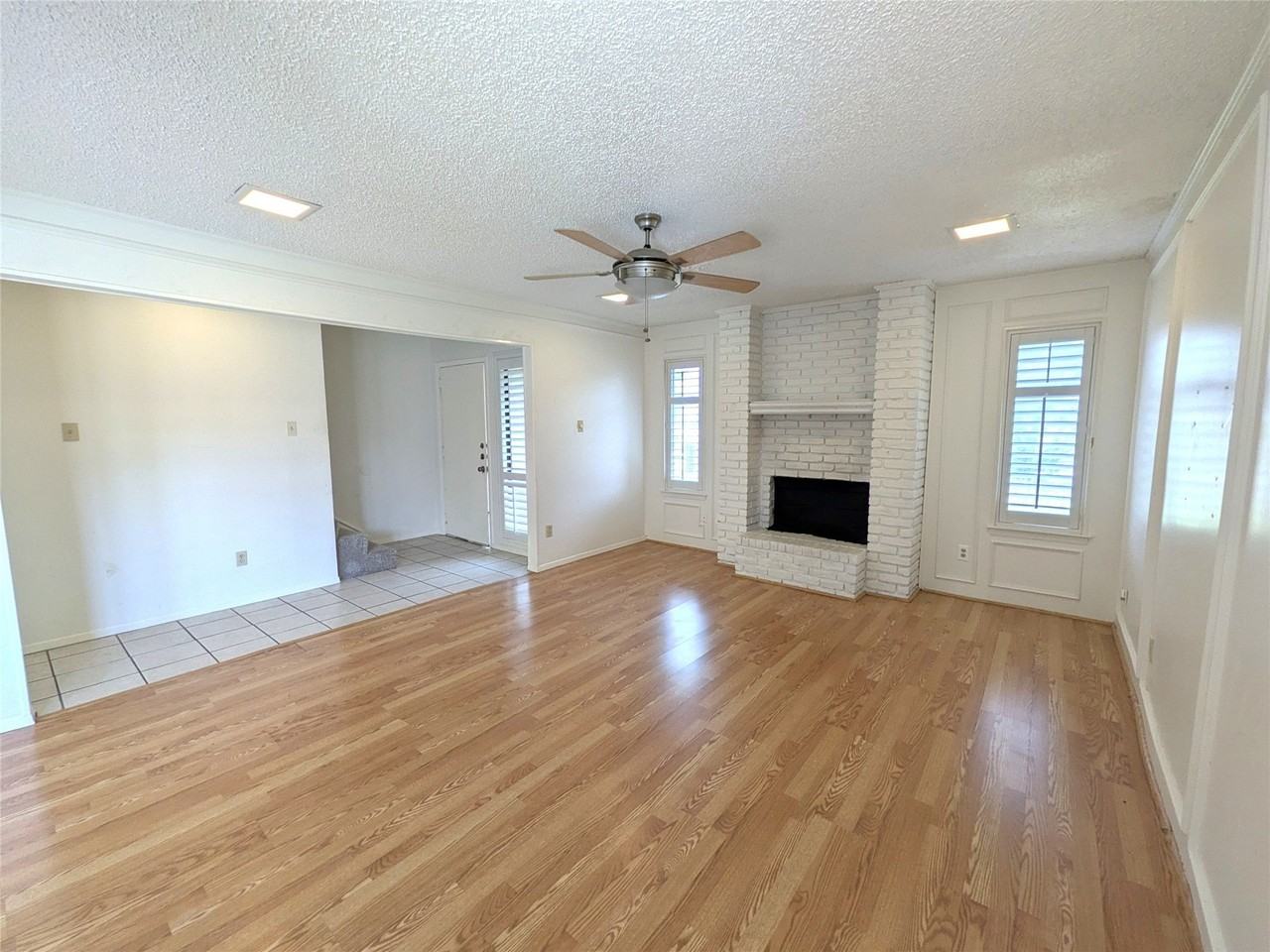 3302 Townbluff Pl - Photo 6 of 26