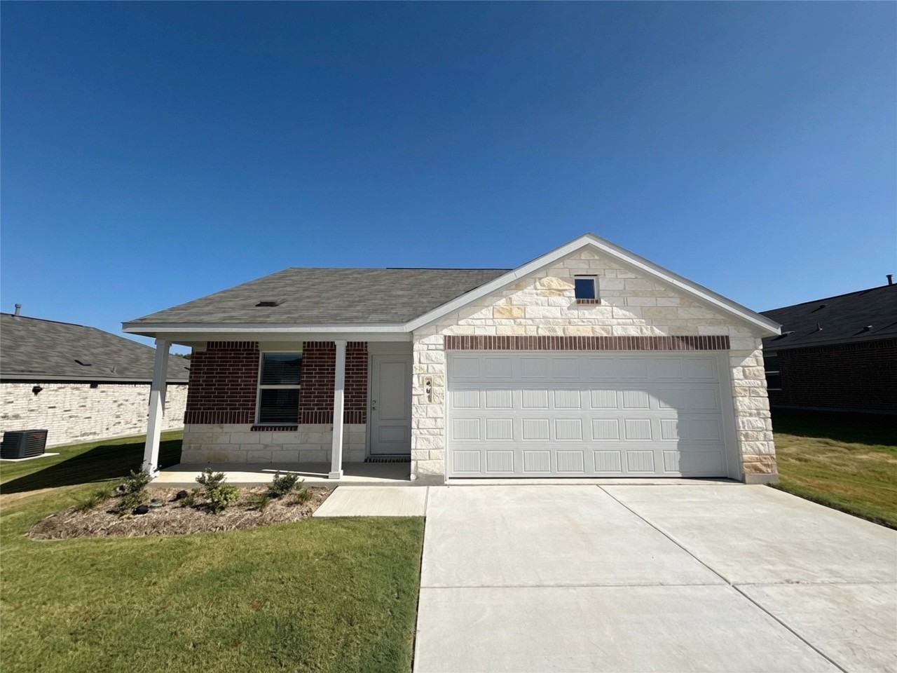 401 Mcnelly Ln - Photo 2 of 35