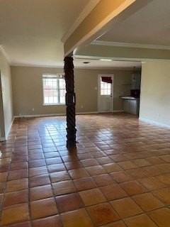 2250 Greenbriar Dr - Photo 4 of 25