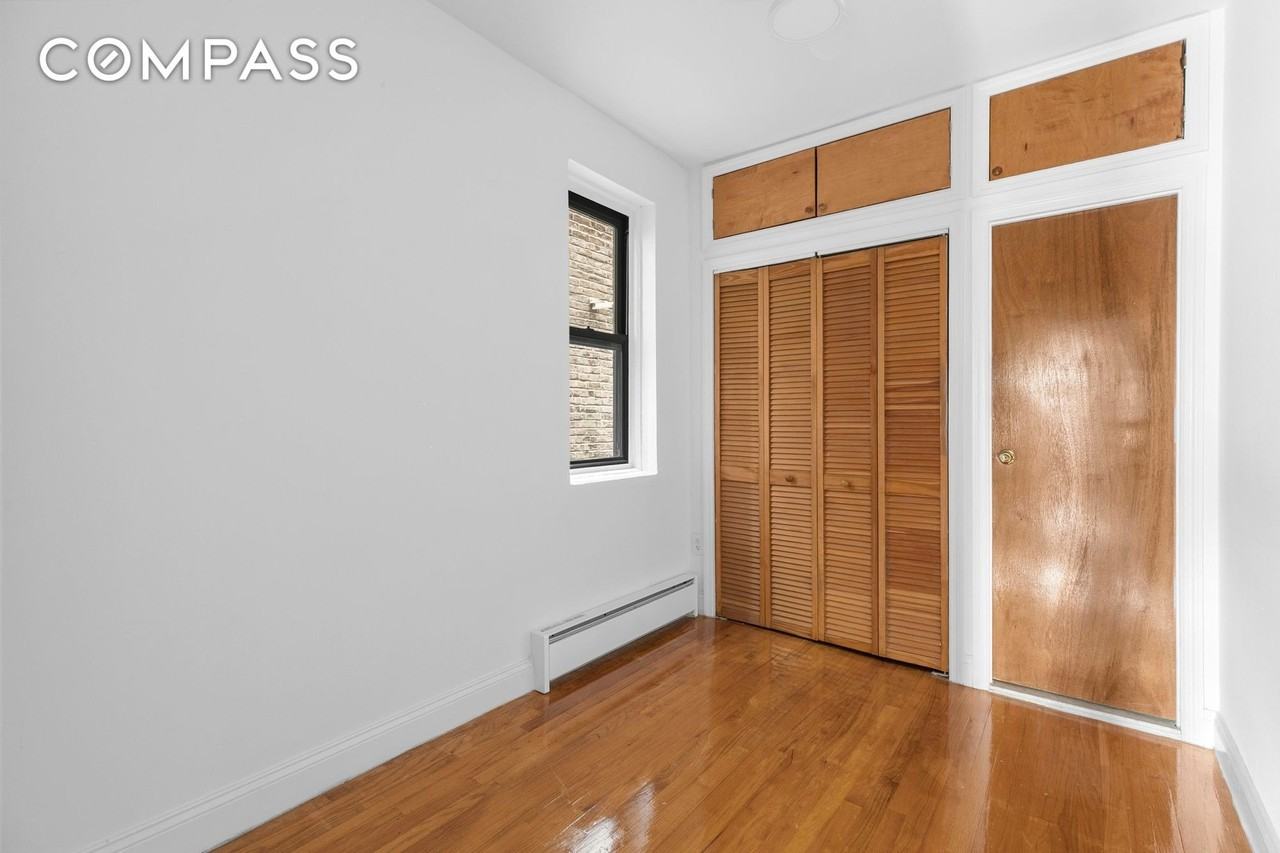 258 W 15th St #4FE - Photo 5 of 6