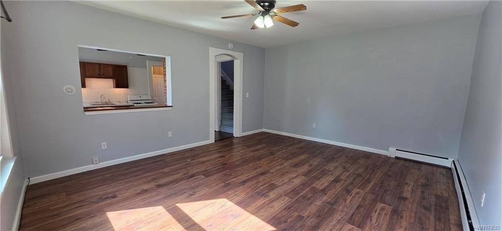 13068 Main St - Photo 6 of 27