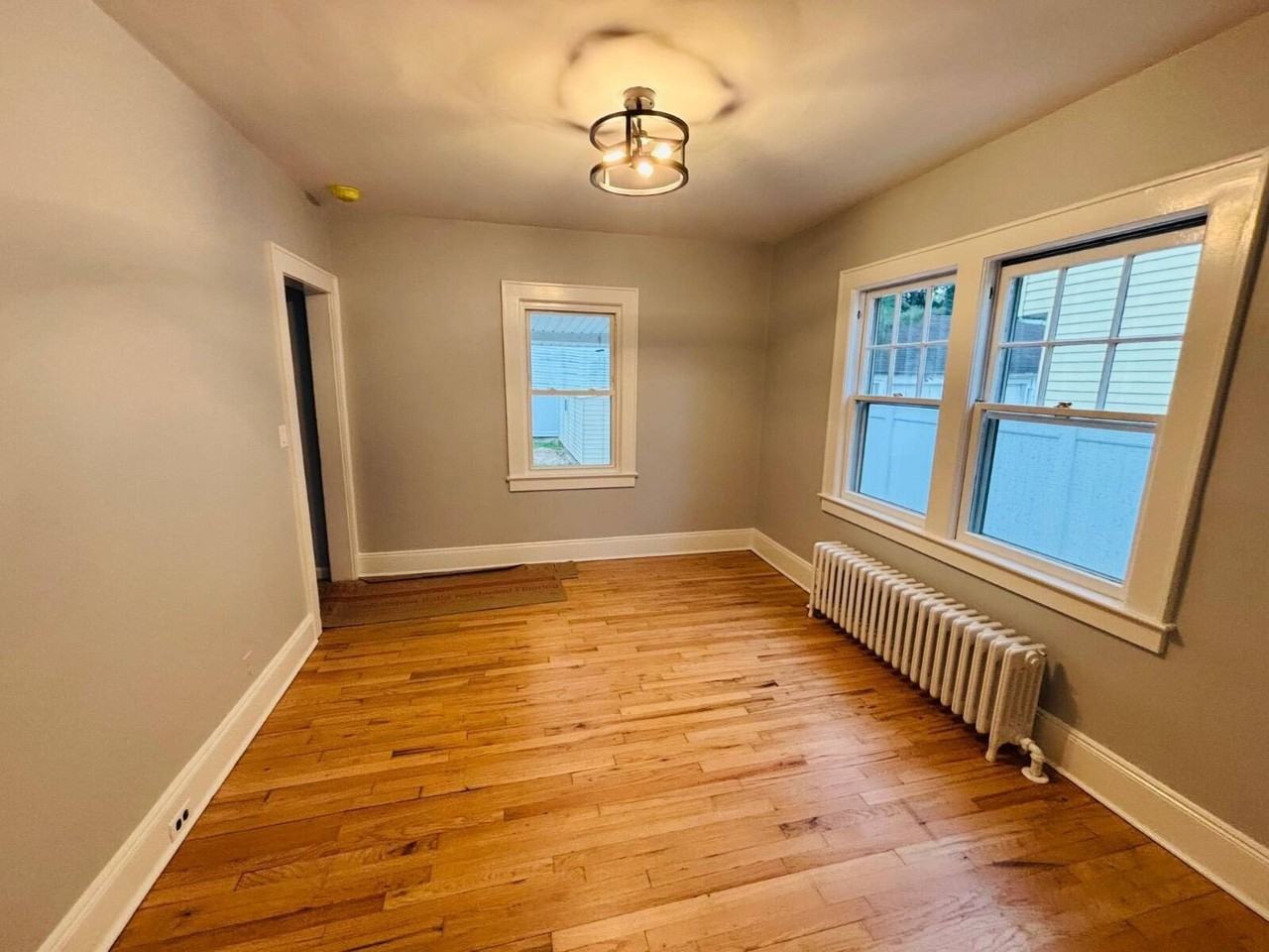 20 Valentine Ave - Photo 4 of 25