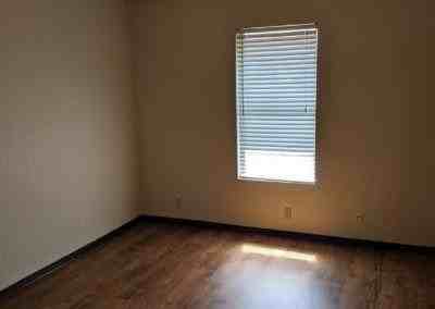 1321 Pennington Ave - Photo 5 of 8