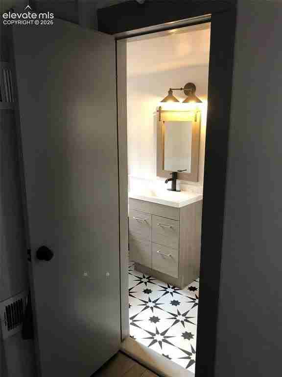 953 Osage Ave #1 - Photo 6 of 24