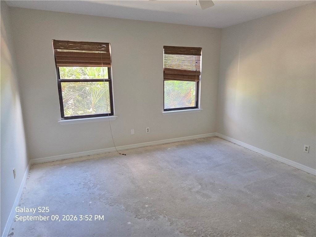 691 S Centre Ct Sw #101 - Photo 2 of 23