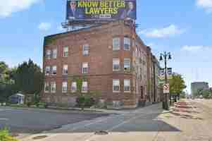 featured image of 5764 Woodward Ave