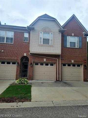 39530 Rockcrest Ln - Photo 2 of 32