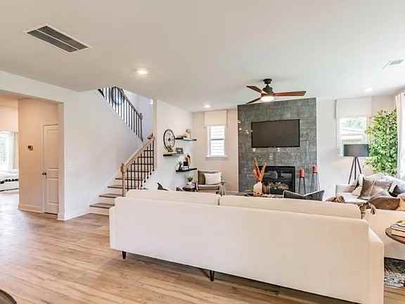 3909 Arrowfeather Ct #1 - Photo 4 of 36