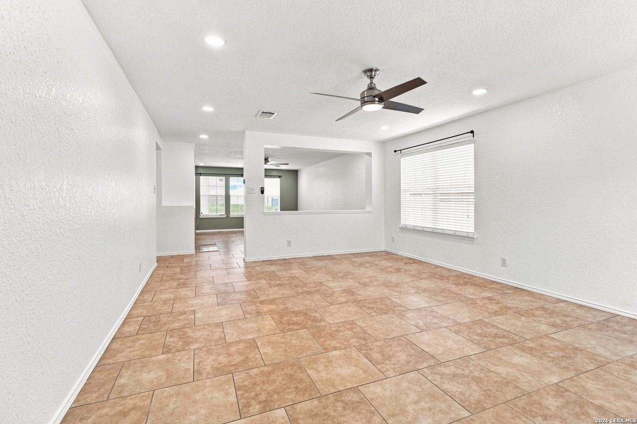 6711 Elmwood Crst - Photo 4 of 18