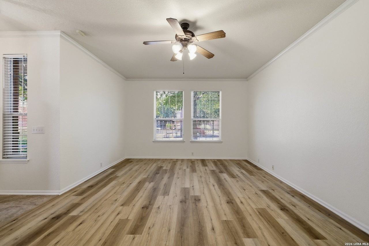 2535 Grayson Way - Photo 3 of 25