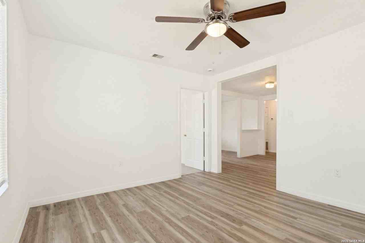 1510 Nw 19th St - Photo 7 of 12