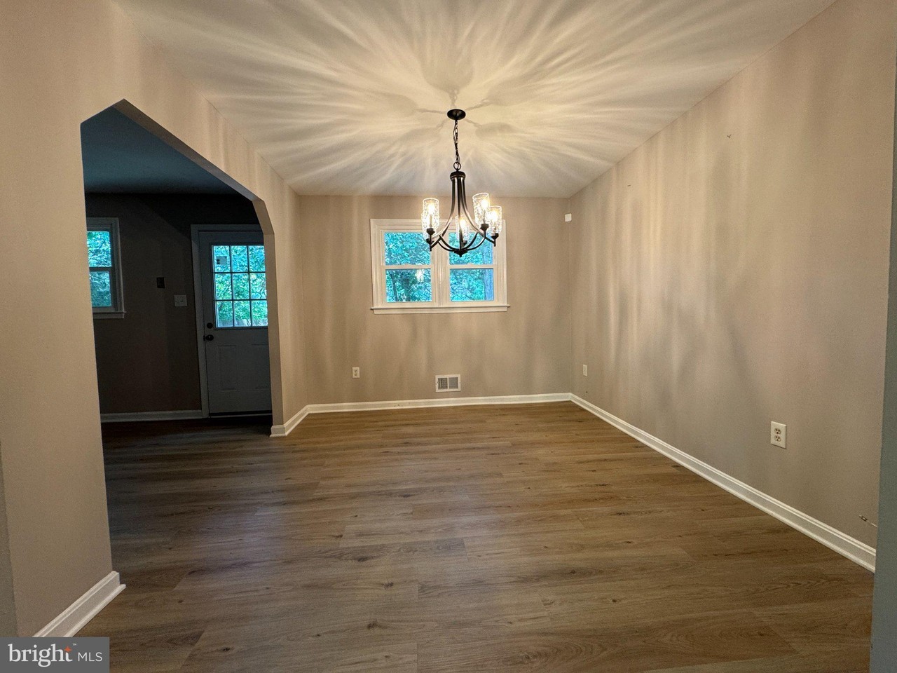29831 Lee Rd - Photo 5 of 25