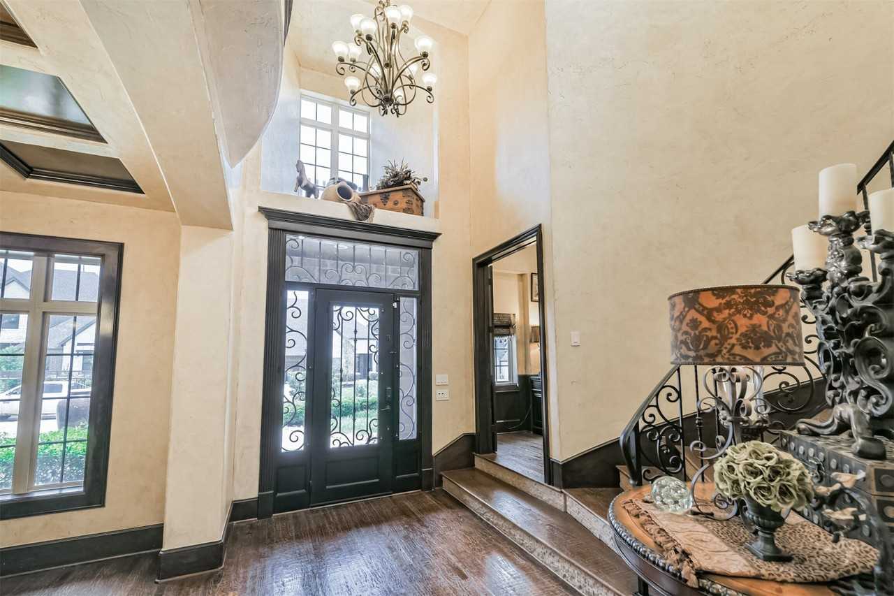 111 Oak Estates Dr - Photo 4 of 49