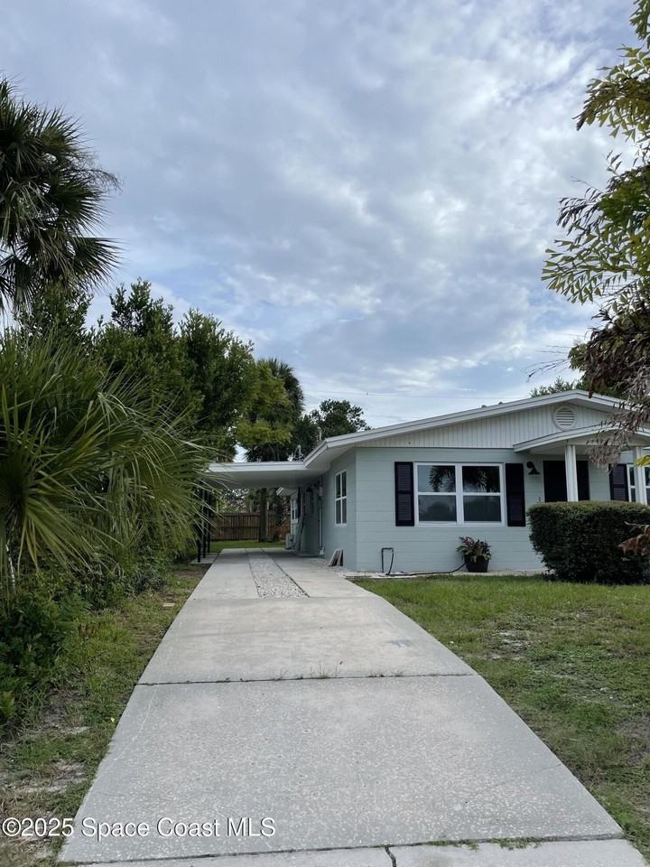 411 Palmetto Ave - Photo 2 of 16