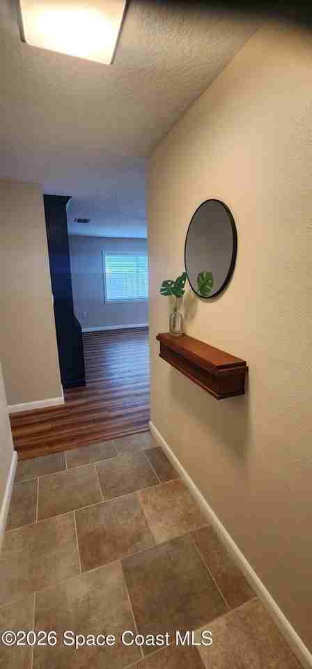 332 Polaris Dr - Photo 4 of 35