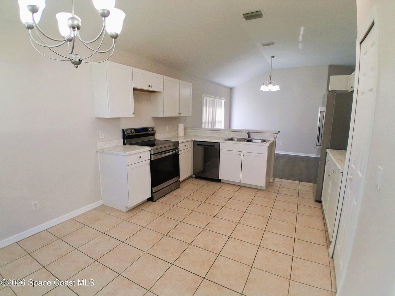 1261 Olde Bailey Ln - Photo 3 of 24