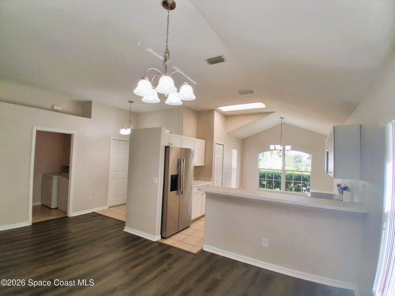 1261 Olde Bailey Ln - Photo 5 of 24
