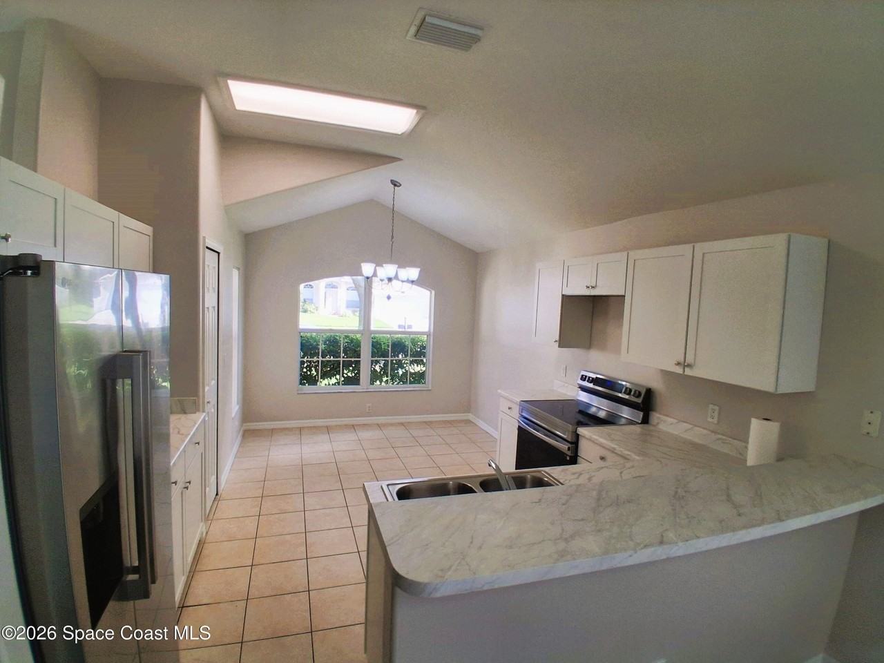 1261 Olde Bailey Ln - Photo 6 of 24