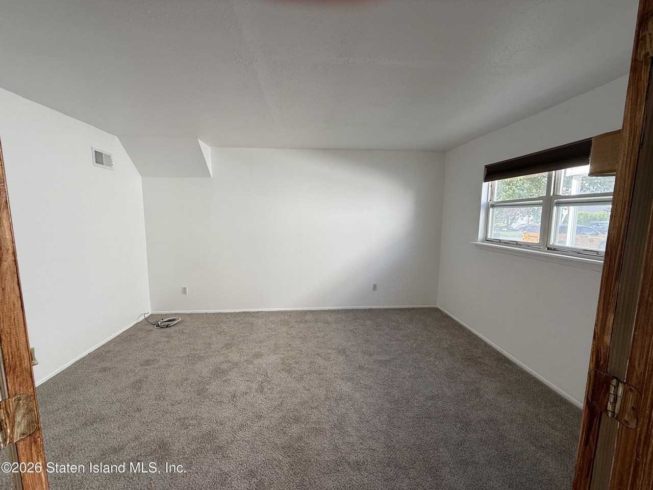 33 Brunswick St - Photo 4 of 9