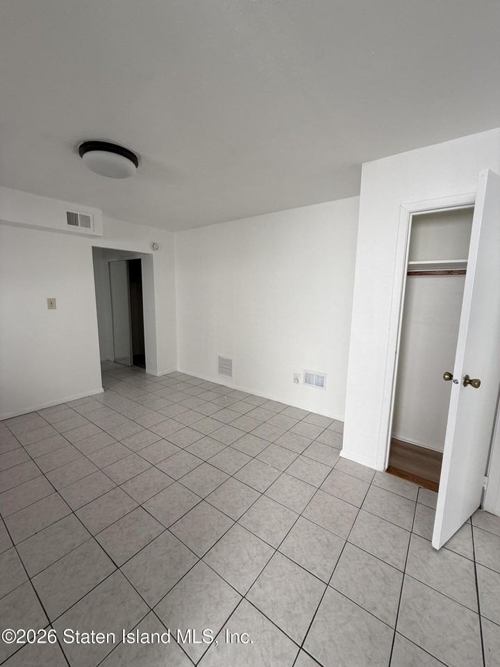 33 Brunswick St - Photo 5 of 9