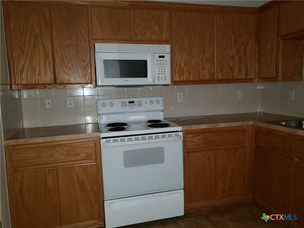 2810 Ashley Dr #2810 - Photo 6 of 13