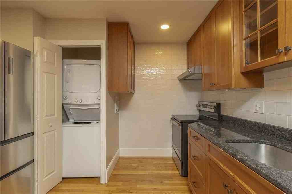 170 Leah St #2 - Photo 5 of 21