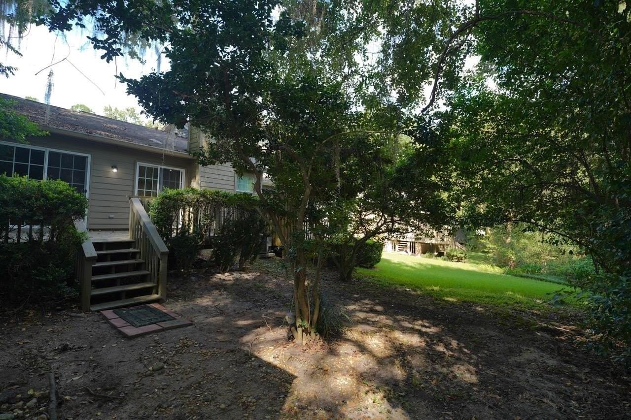 1401 Sturbridge Pl - Photo 2 of 24