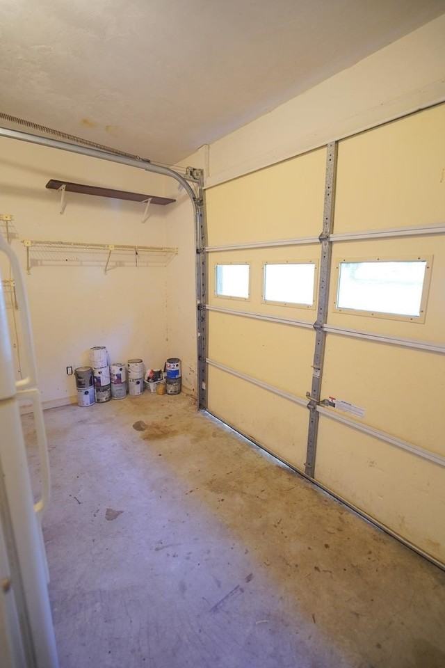1401 Sturbridge Pl - Photo 3 of 24